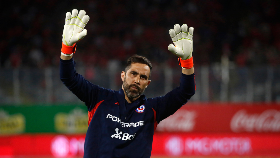 [VIDEO] El Metro de Santiago se sumó a los saludos a Claudio Bravo