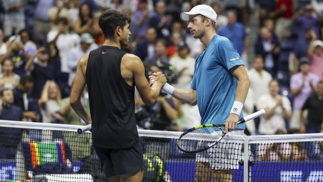 Van De Zandschulp dio el golpe y eliminó a Alcaraz en la segunda ronda del US Open
