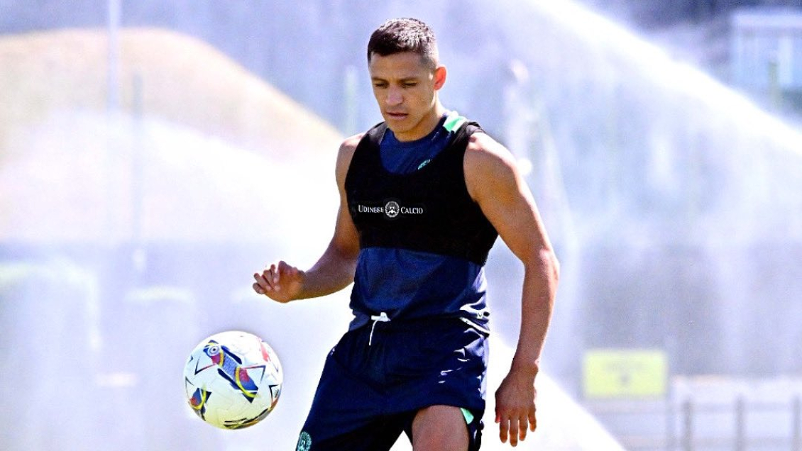Alexis Sánchez estará un mes de baja en Udinese por su lesión