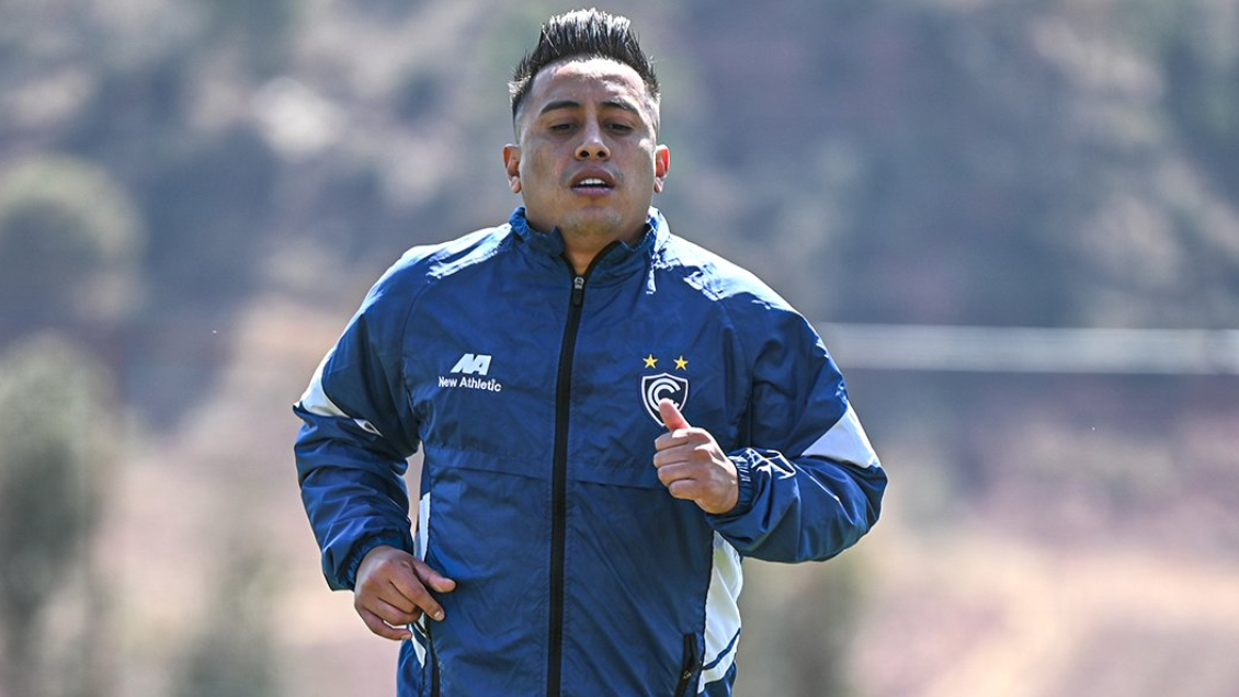 Cienciano reincorporó a Christian Cueva pese a denuncia por violencia de género