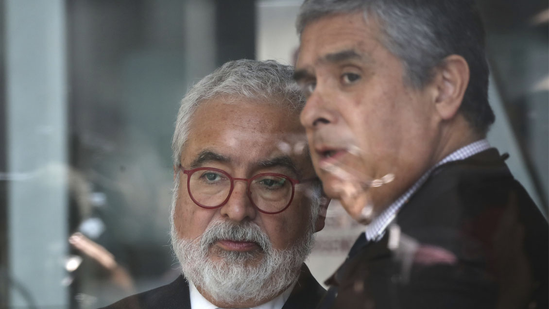 Defensa de Luis Hermosilla ya recibió copia de los chats: 770 mil páginas