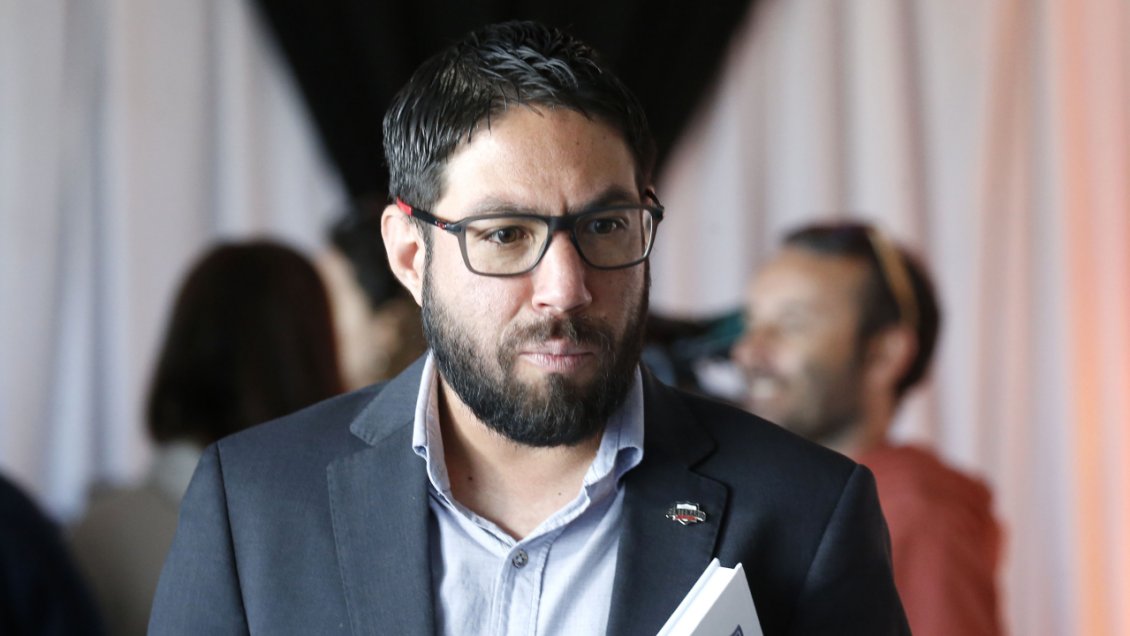 Directorio del CSD Colo Colo pidió la renuncia del presidente Matías Camacho