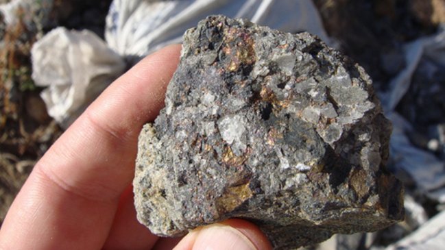 Descubierto enorme yacimiento de molibdeno en norte de China