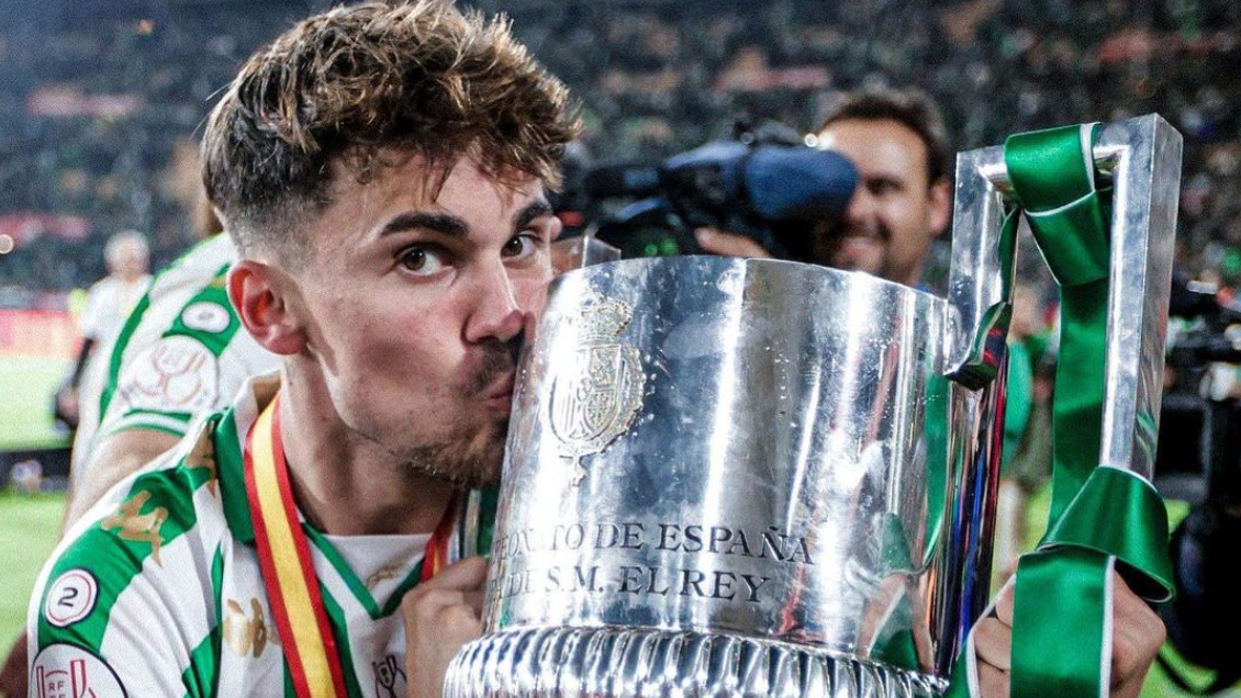 Real Betis oficializó el traspaso de Rodri a Al-Arabi de Qatar