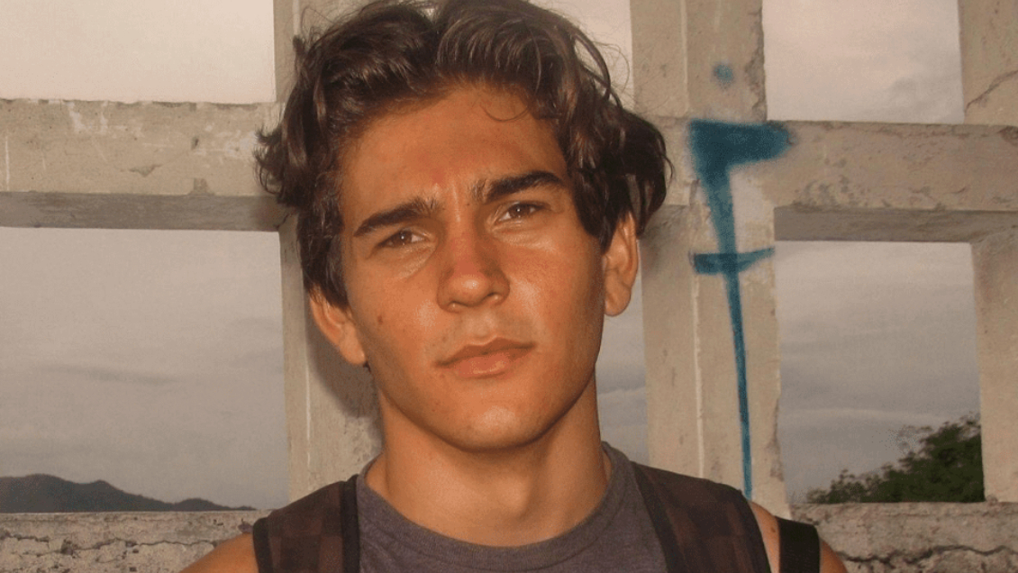 A los 26 años falleció el actor mexicano James Hollcroft: su desaparición fue reportada días atrás