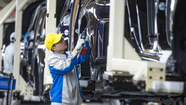   Ventas de automóviles de China crecen 3% en primeros ocho meses de 2024 