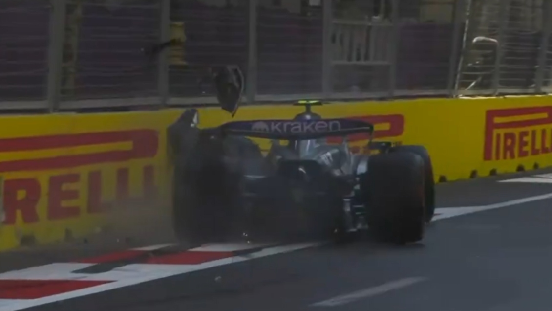 [VIDEO] Argentino Franco Colapinto perdió el control de su bólido y se estrelló en Bakú