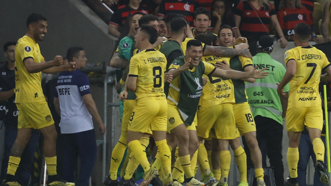   Flamengo contó con Erick Pulgar en la caída ante Peñarol por los cuartos de ida en la Libertadores 