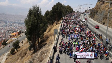   Seguidores de Evo Morales entran a La Paz y exigen su habilitación como candidato 