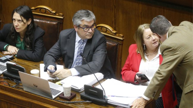   En maratónica sesión, el Senado despachó a tercer trámite el proyecto antievasión 