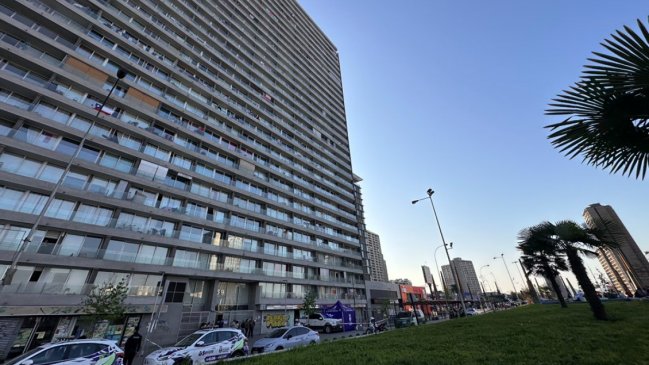   Niña de cuatro años murió tras caer de un vigesimoséptimo piso en Estación Central 