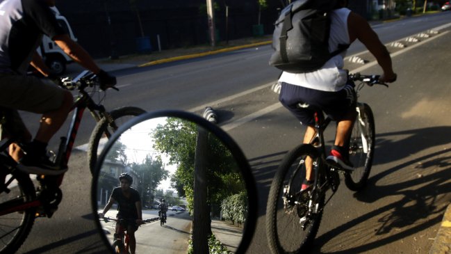   Día Nacional Sin Auto: Los cortes en el centro de Santiago para este viernes 