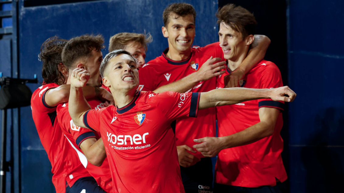 Osasuna venció a FC Barcelona y cortó su invicto en la liga española