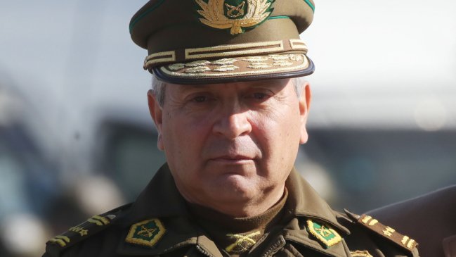 Senador Flores: Carabineros no se va a derrumbar sin el general Yáñez