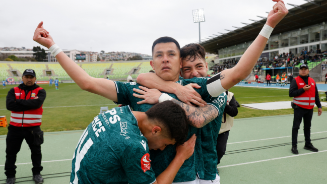   Santiago Wanderers venció a San Marcos y se prendió en la pelea por la liguilla 