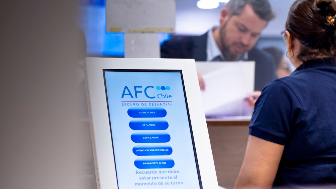 Desempleo fue de 8,9% en el trimestre junio-agosto