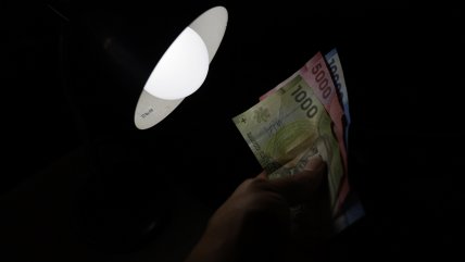   Alza de la luz en octubre: ¿Cuándo se postula al segundo subsidio? 