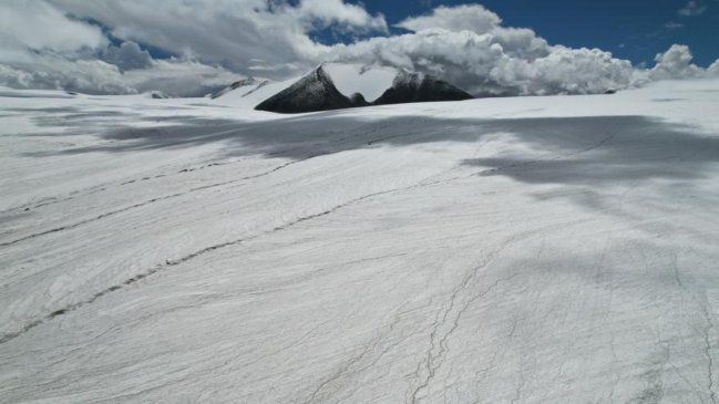 Científicos descubren glaciar más grueso de meseta de Qinghai-Xizang