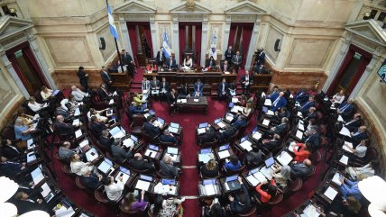   Oposición argentina busca que Parlamento ratifique la ley vetada por Milei 