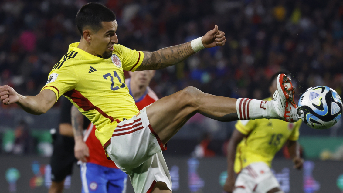 Colombia perdió al lateral derecho Daniel Muñoz por lesión