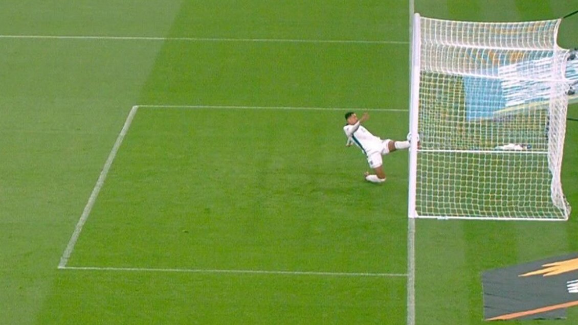 [VIDEO] La espectacular salvada en la línea de Levi Colwill para Inglaterra