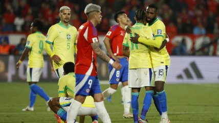   Johnny Herrera responsabilizó a Cepeda y Palacios por segundo gol de Brasil 