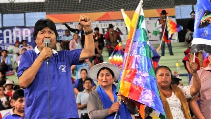 Evo Morales amenazó con bloquear Bolivia si la Fiscalía lo captura