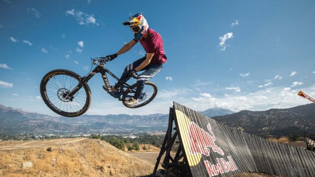 Red Bull Cerro Abajo aterriza por primera vez en Europa