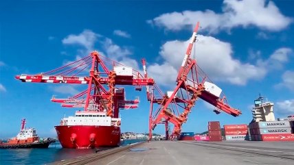   Gigantesca grúa se desplomó en un puerto de Taiwán 