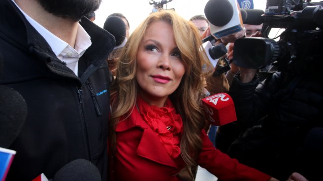 Fotos de Cathy Barriga le causan más problemas a la directiva UDI