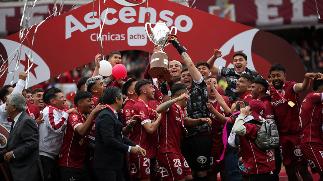 [VIDEO] Deportes La Serena alzó la copa como flamante campeón del Ascenso