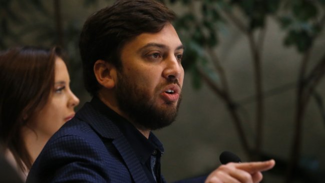 Bancada PPD y críticas del FA a Soto: 