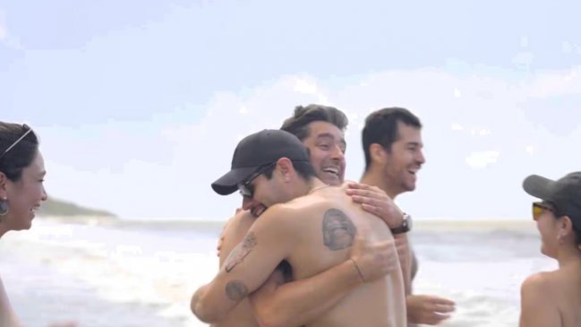 Pancho Saavedra y Jorge Zabaleta se bañaron en playa nudista y fueron reconocidos