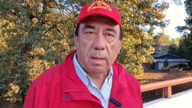 Vehículo de candidato a alcalde de Ercilla fue atacado a balazos: tres heridos