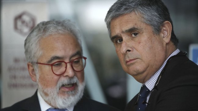 Hermosilla exigió incautar los celulares de los fiscales que lo investigan