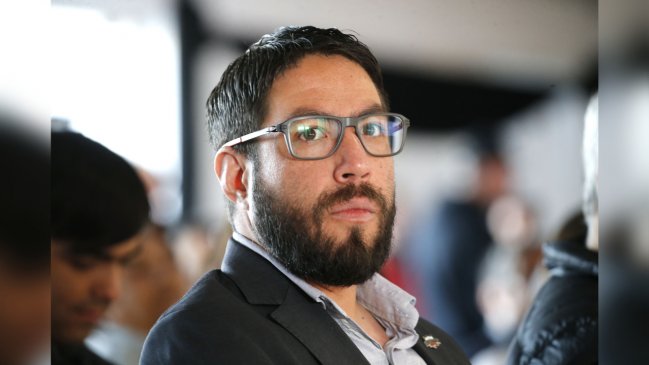 Matías Camacho presentó recurso de protección contra el directorio del CSyD Colo Colo