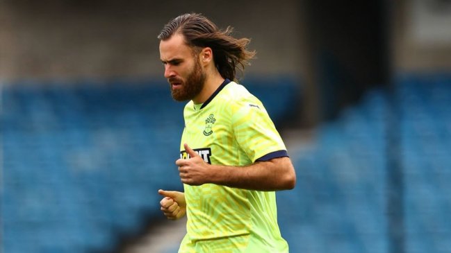 Brereton vive complejo momento: Fue enviado a jugar con la sub 21 de Southampton