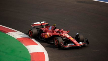   Carlos Sainz impuso su velocidad y ganó la pole position en México 