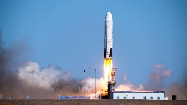 Empresa emergente china de cohetes planea lanzar vuelos espaciales comerciales en 2027