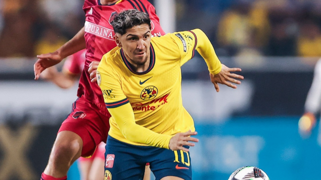 [VIDEO] El enojo de Diego Valdés tras ser sustituido en triunfo de América