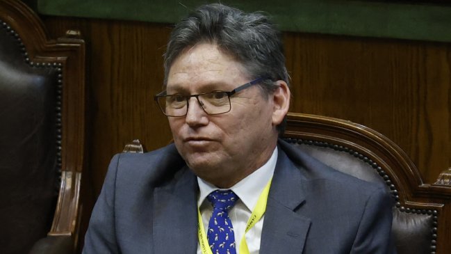 Funcionarios recriminan regreso del ministro Matus a la Sala más importante de la Suprema