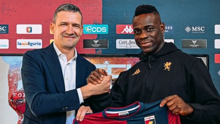   [VIDEO] Con alusión a Mario Bros: La original presentación de Balotelli en Genoa 