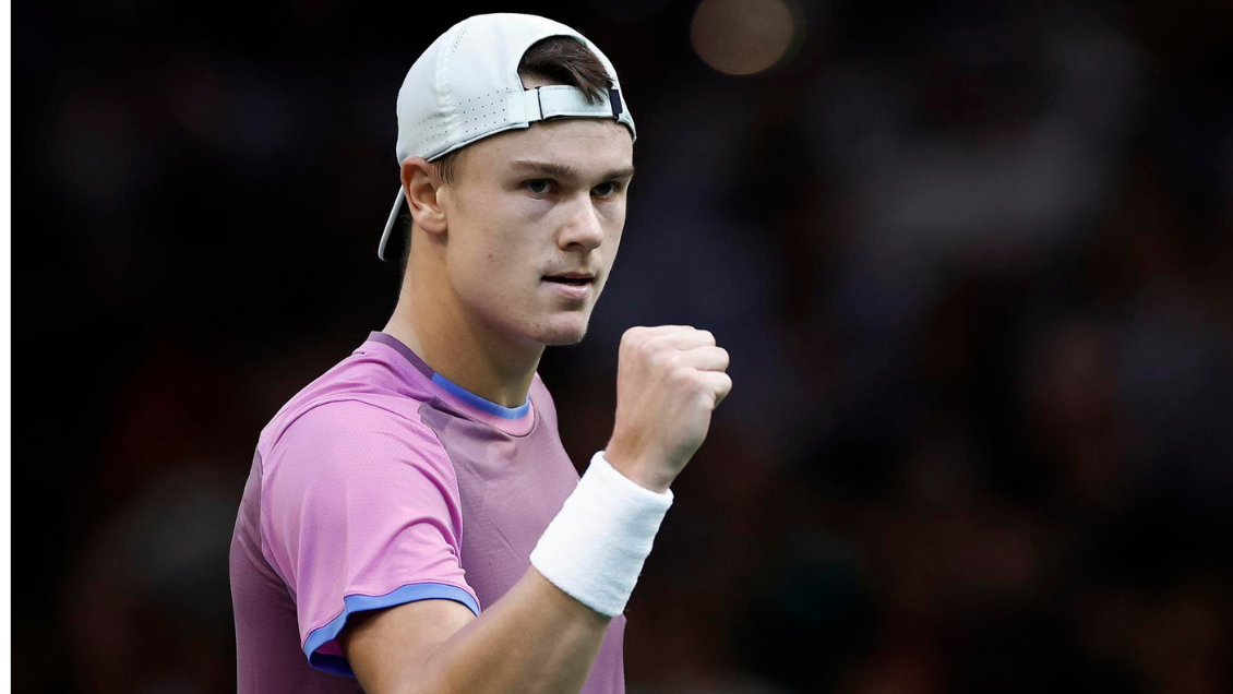 Rune clasificó a los cuartos en París y complicó el camino de De Miñaur hacia Turín