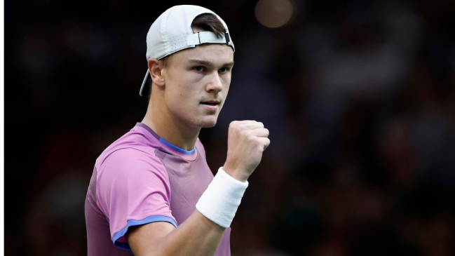 Rune clasificó a los cuartos en París y complicó el camino de De Miñaur hacia Turín