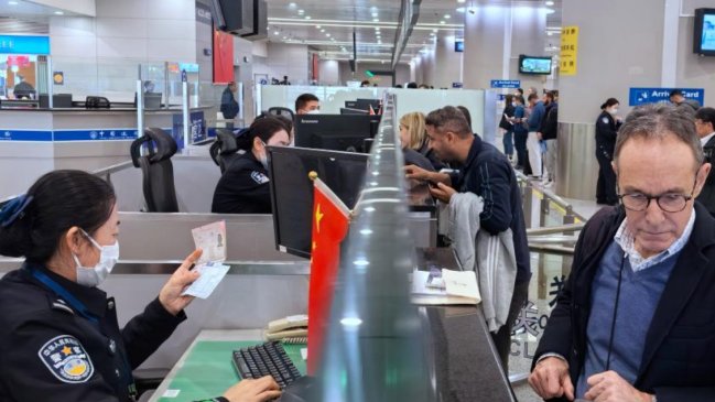 China amplía su política de exención de visados para ciudadanos de nueve países más