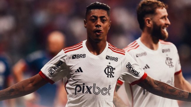 Brasileño Bruno Henrique es investigado bajo sospecha de arreglo de partidos