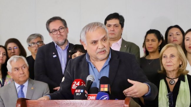 Colmed y exministros presentan propuesta para abordar crisis de salud pública