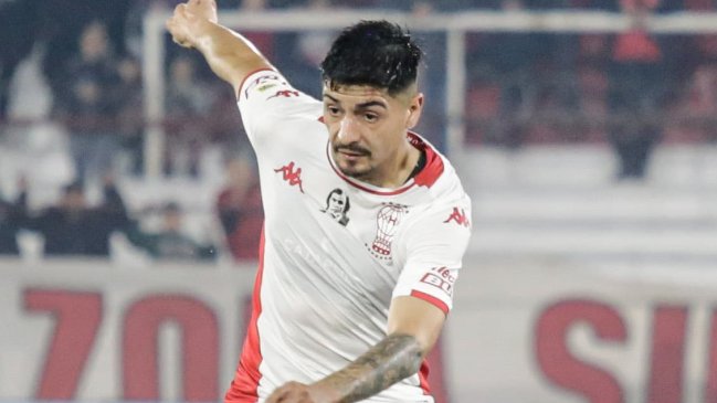 Williams Alarcón jugó en Huracán dos días después de su liberación de la Roja