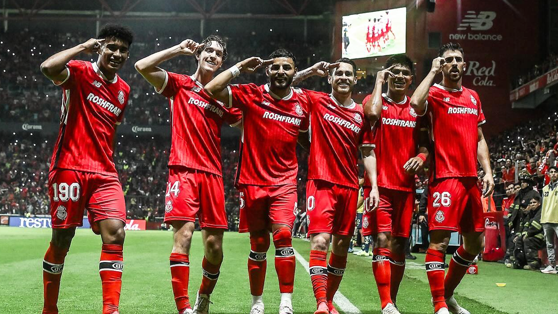 Diego Valdés sumó minutos en la aplastante caída de América ante Toluca de Claudio Baeza