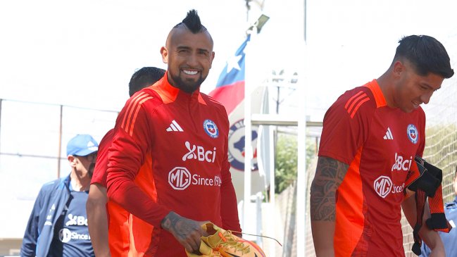 Vidal limó asperezas con Gareca: Ya somos grandes, lo más importante es la selección